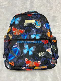 (Category: ) located in . Submitted by littlesenshi0819 (Listing ID 1214772896, Image 1). Description: .