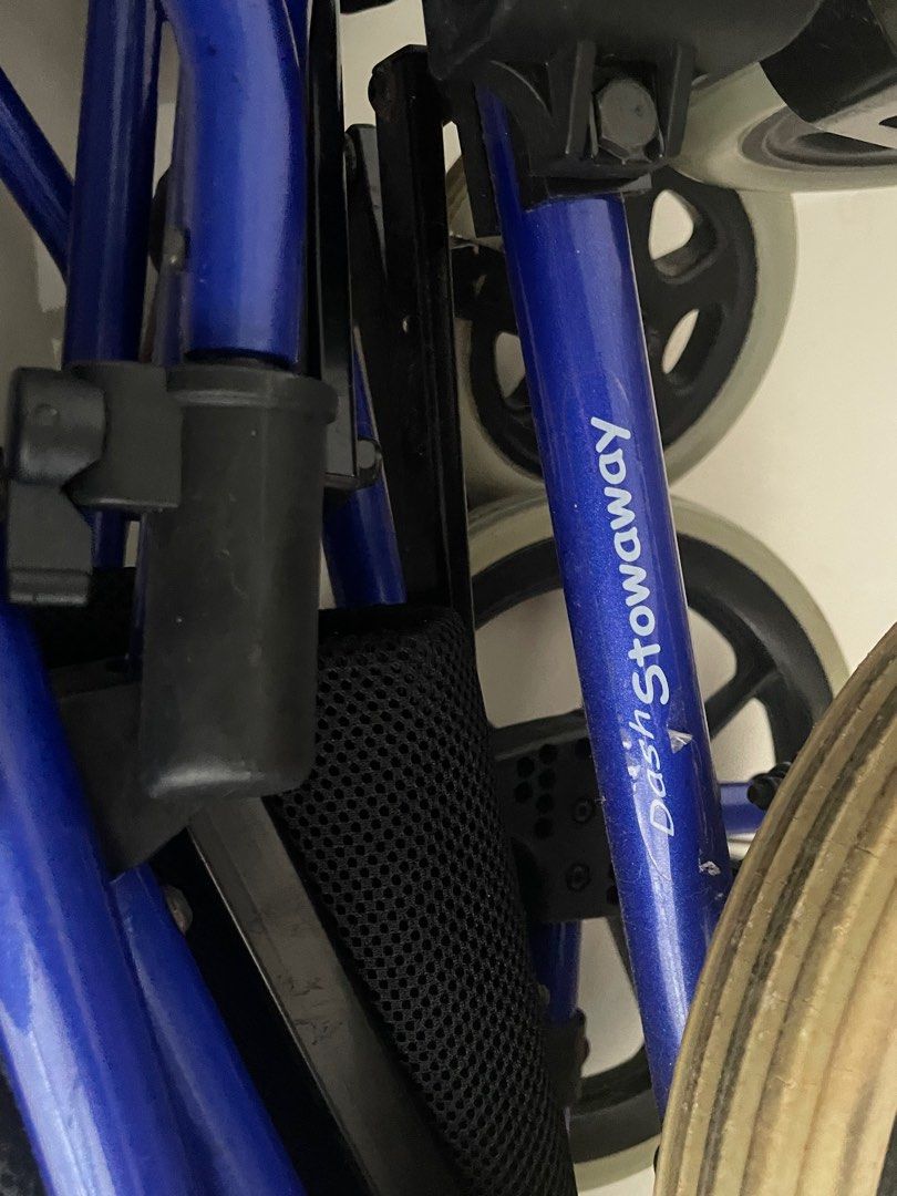 dash stowaway wheelchair foldable, Health & Nutrition, Assistive