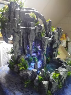 Fountain Waterfalls 7k indoor/out with pump and lights