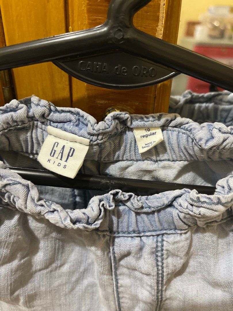 GAP kids soft denim (Category: Jeans) located in Mangatarem. Submitted by lccarousel (Listing ID 1214744377, Image 2). Description: Size 10 regular on tag Waist 24in . Strechable Length 30in.