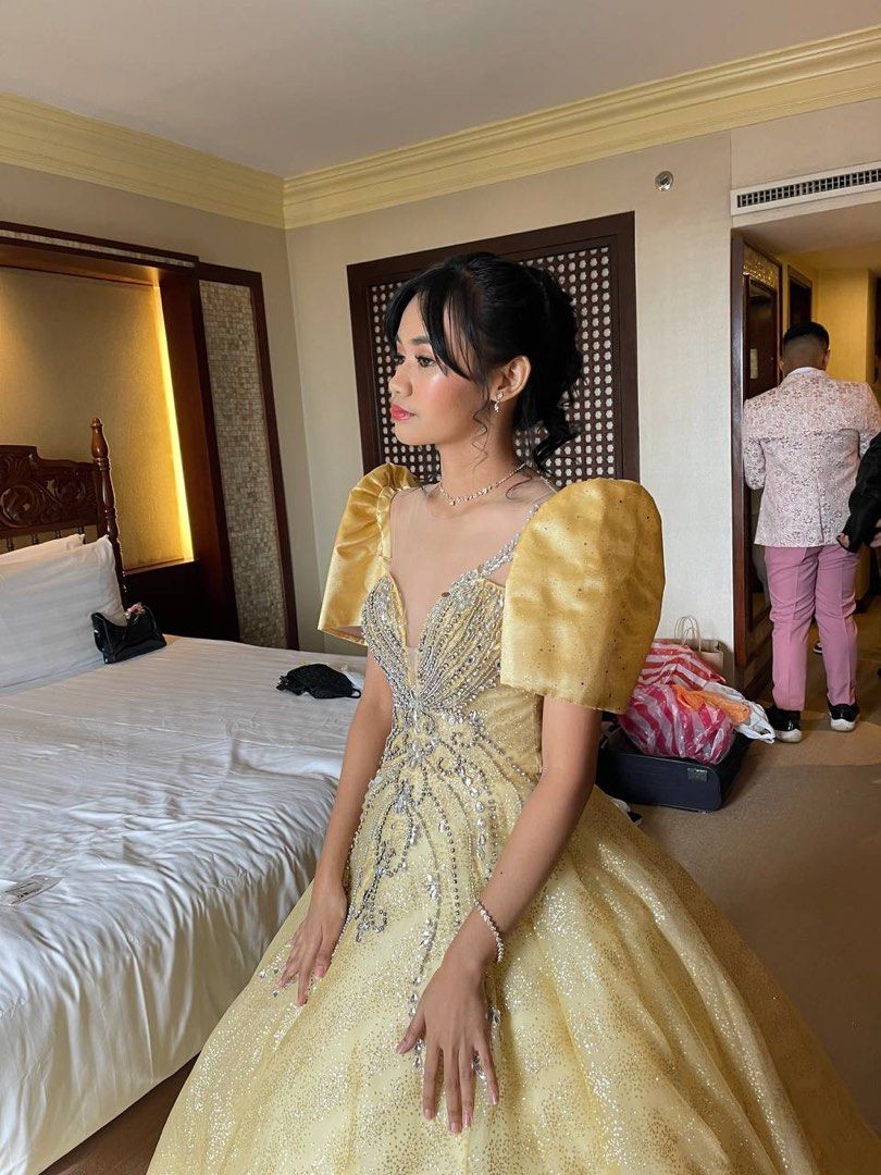 Gold 2025 filipiniana gown