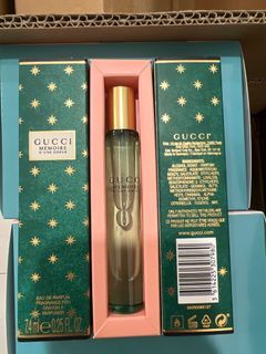 GUCCI Empowering Dream-Makers Tote Bag Notebook Pen Lanyard Free