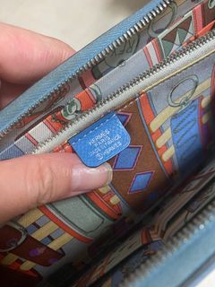 Hermès silk-in wallet - sky blue Epsom
