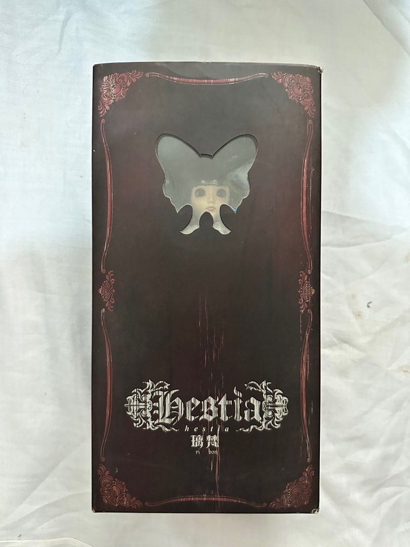Hestia Ribon Ri Bon Doll (Category: Designer & Blind Box Toys) located in Manila. Submitted by marcomarco17 (Listing ID 1214755788, Image 2). Description: Hestia Ribon Doll by Jun Planning Jointed doll Unboxed. Hard to find..