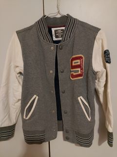 （分類：）位於 。 由 zabel42 提交（商品編號 1214757135，圖片 1）。簡介： 。