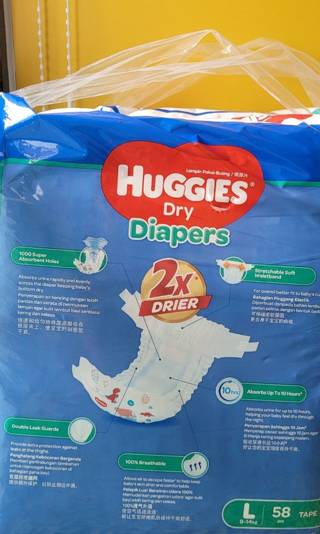 Huggies Dry Tape Diapers L unopened, Babies & Kids, Bathing & Changing, Diapers & Baby Wipes