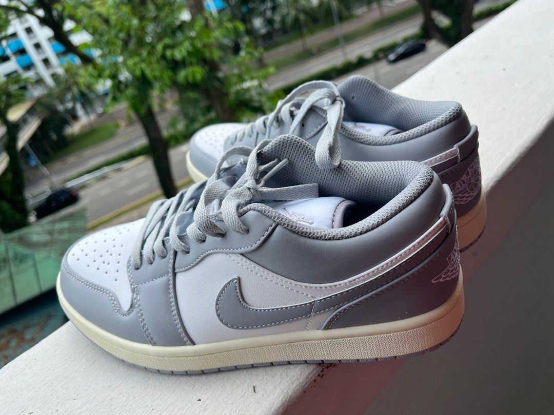 aj1 low wolf grey