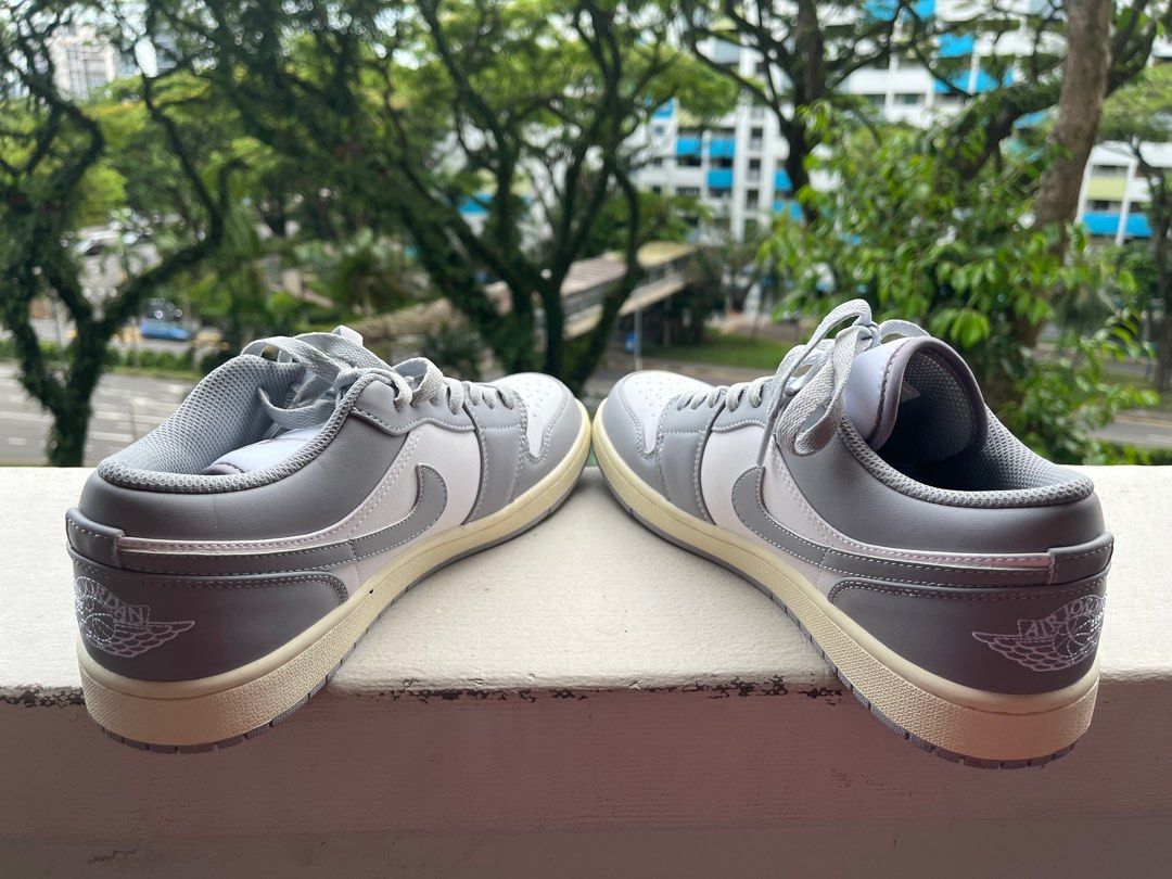 aj1 low wolf grey