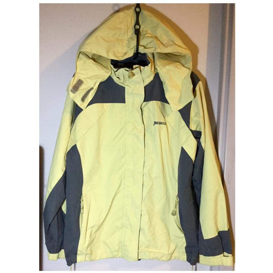 Thin windbreaker outlet