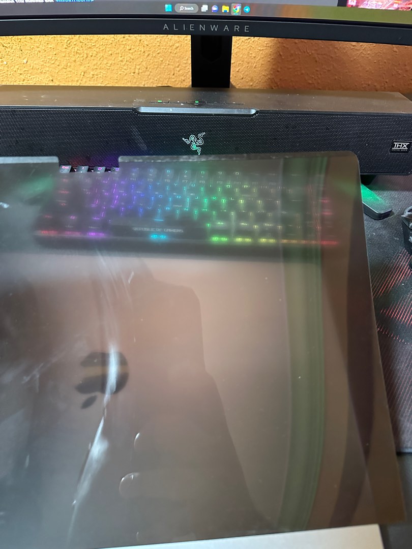 Kensington Privacy Screen Macbook Pro 16, Computers & Tech