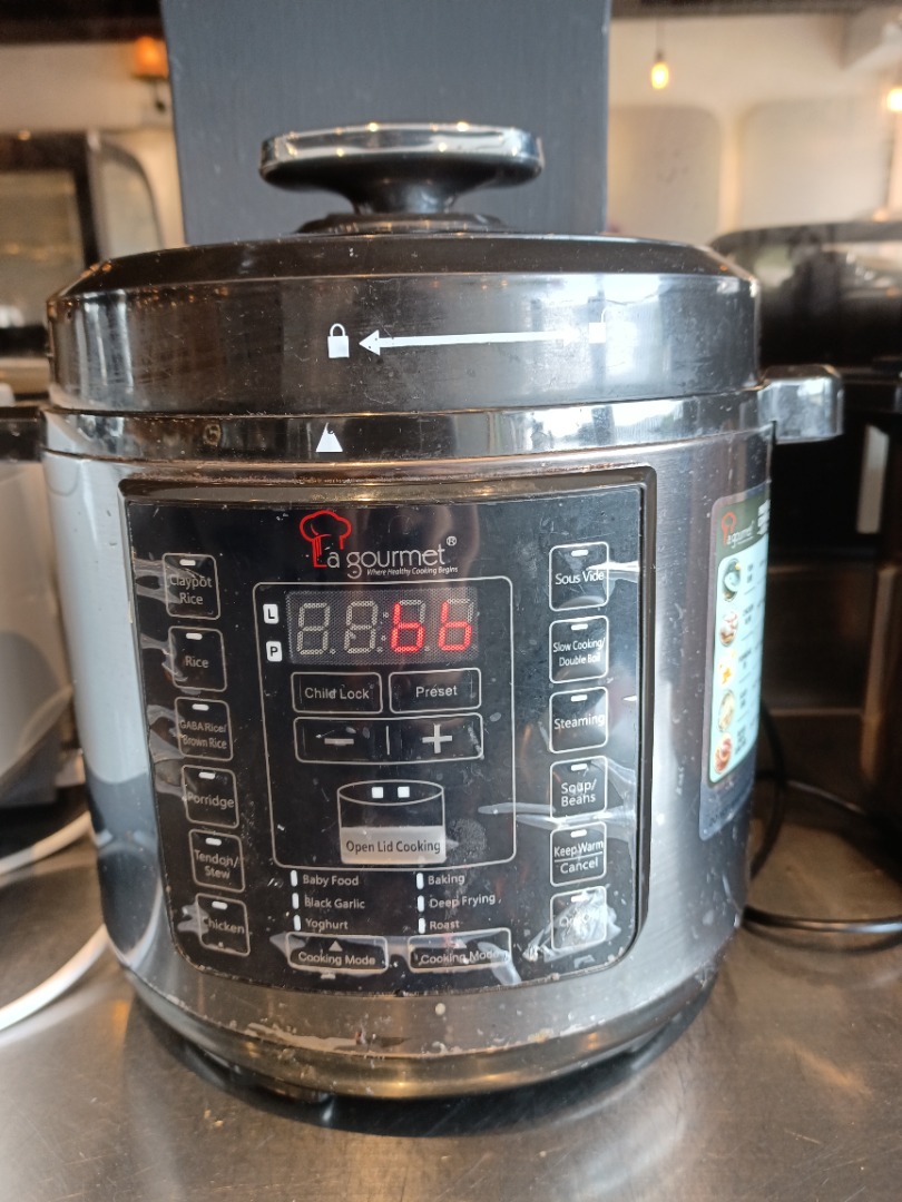 La Gourmet Electric Pressure Cooker XLTX60D17FY, TV & Home Appliances