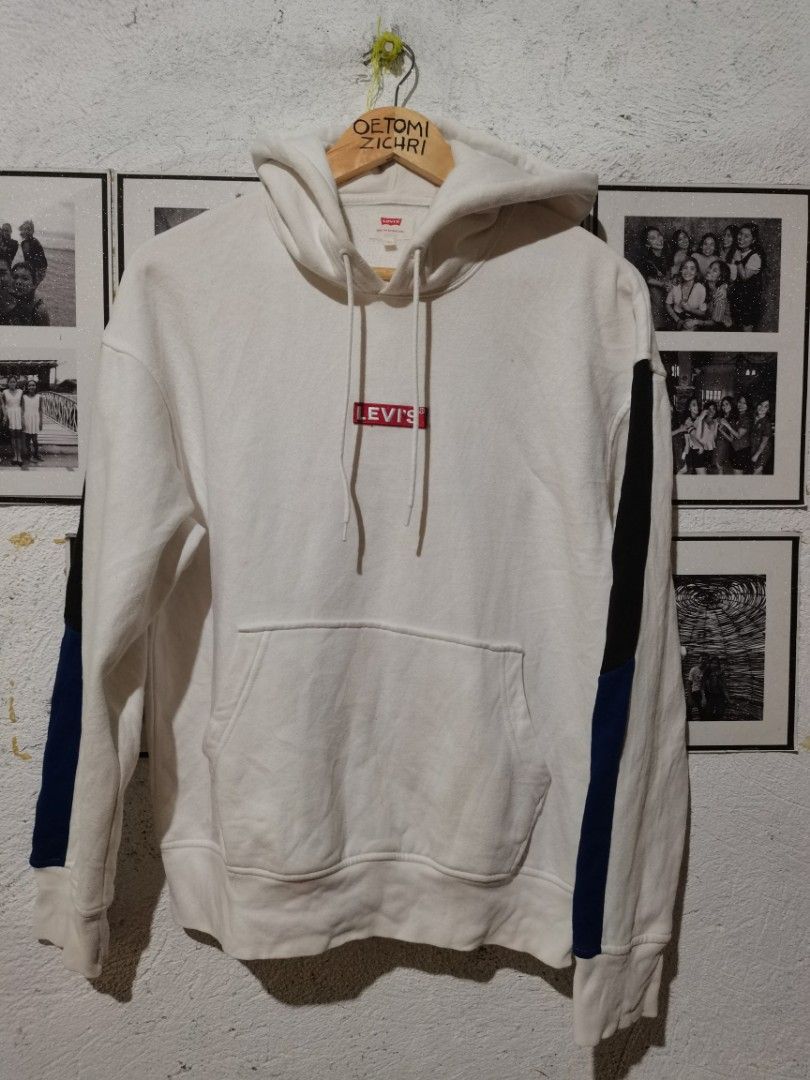 Levis Hoodie Box Logo Men s Fashion Coats Jackets and Outerwear on Carousell