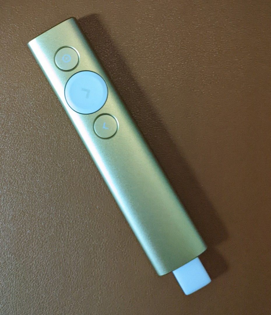 Logitech Presentation Remote, 電腦＆科技, 商務用科技產品 Carousell