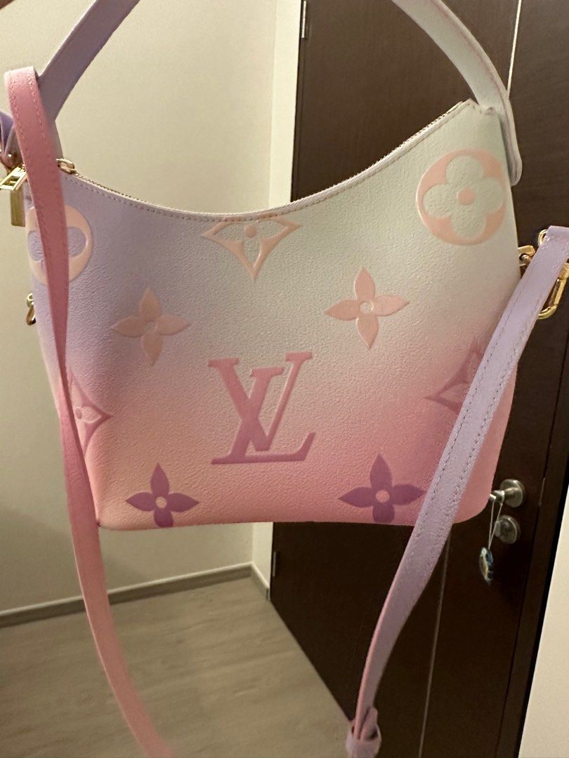 RARE LIMITED EDITION 2022 Louis Vuitton Marshmallow PM, Sunrise Pastel Bag