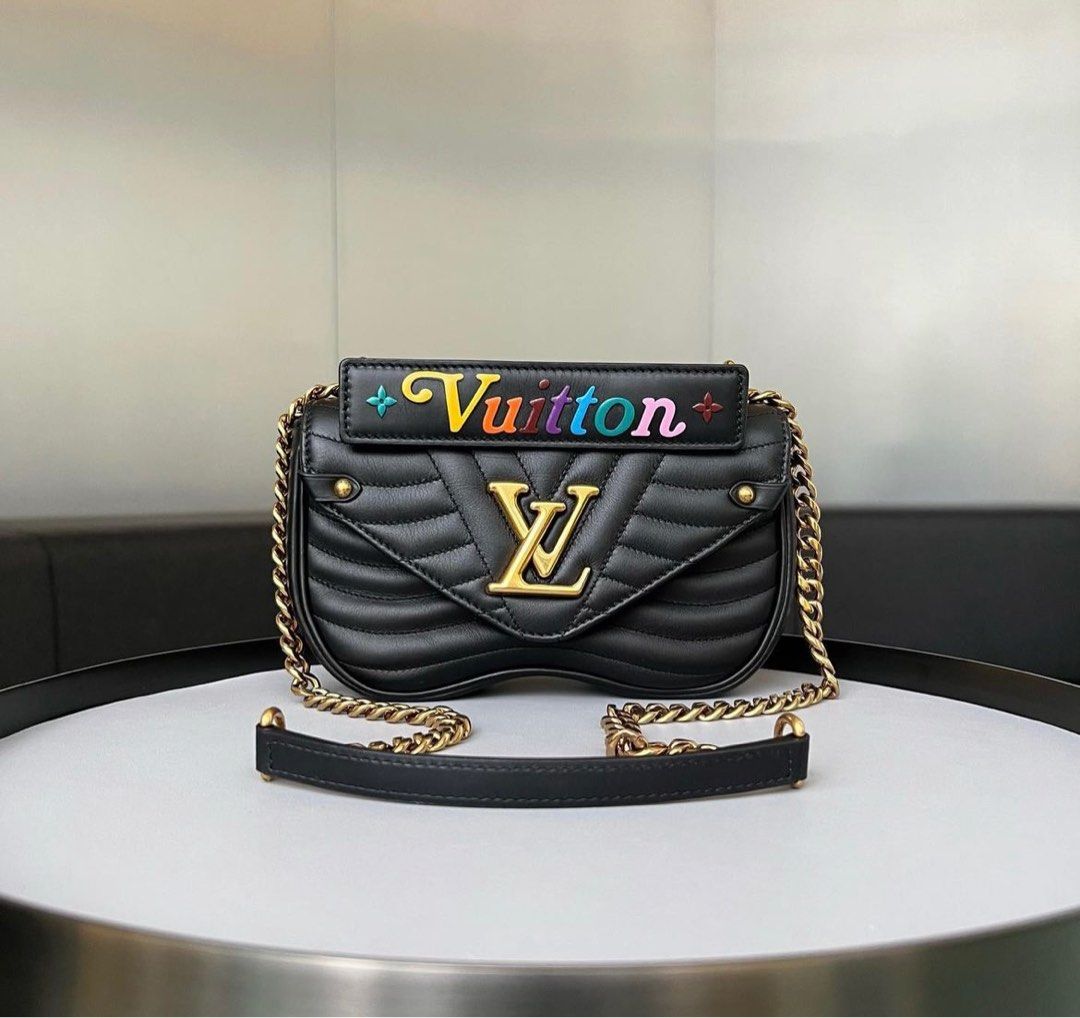 Louis Vuitton New Wave Long Leather Wallet, Luxury, Bags & Wallets on  Carousell
