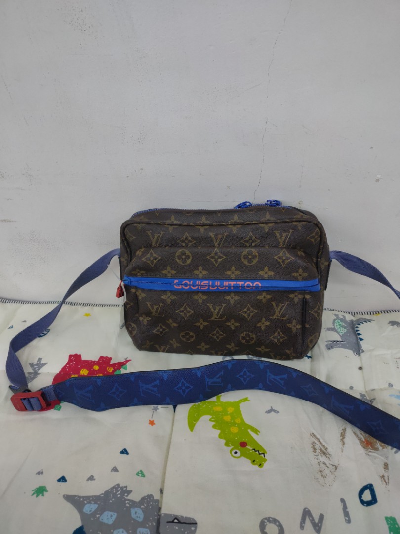 Louis Vuitton OUTDOOR MESSENGER PM BY VIRGIL ABLOH Brown Leather Cloth  Rubber Metal ref.135327 - Joli Closet