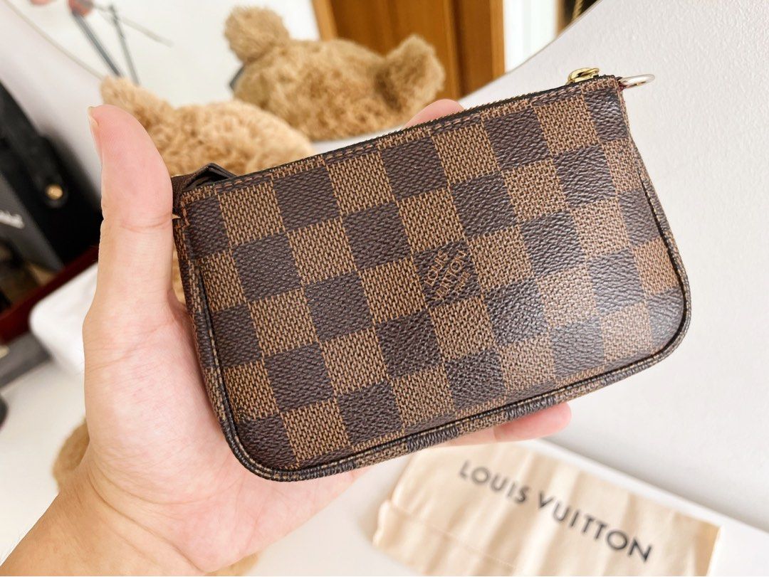 Louis Vuitton Damier Azur Mini Pochette Accessoires Pouch N41463 – Timeless  Vintage Company