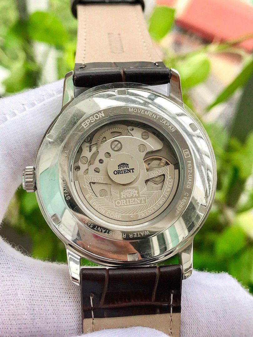 F6722 movement outlet