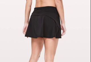 Lululemon off the pleats tennis skirt