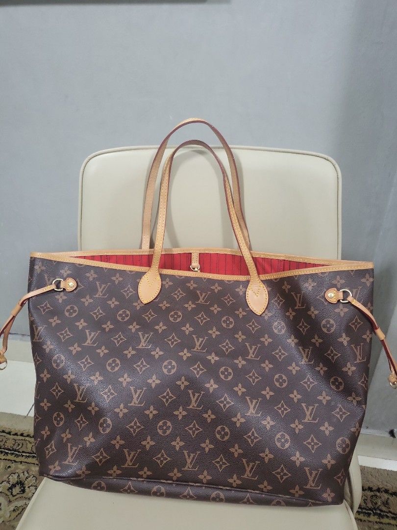 Neverfull gm monogram deals red interior
