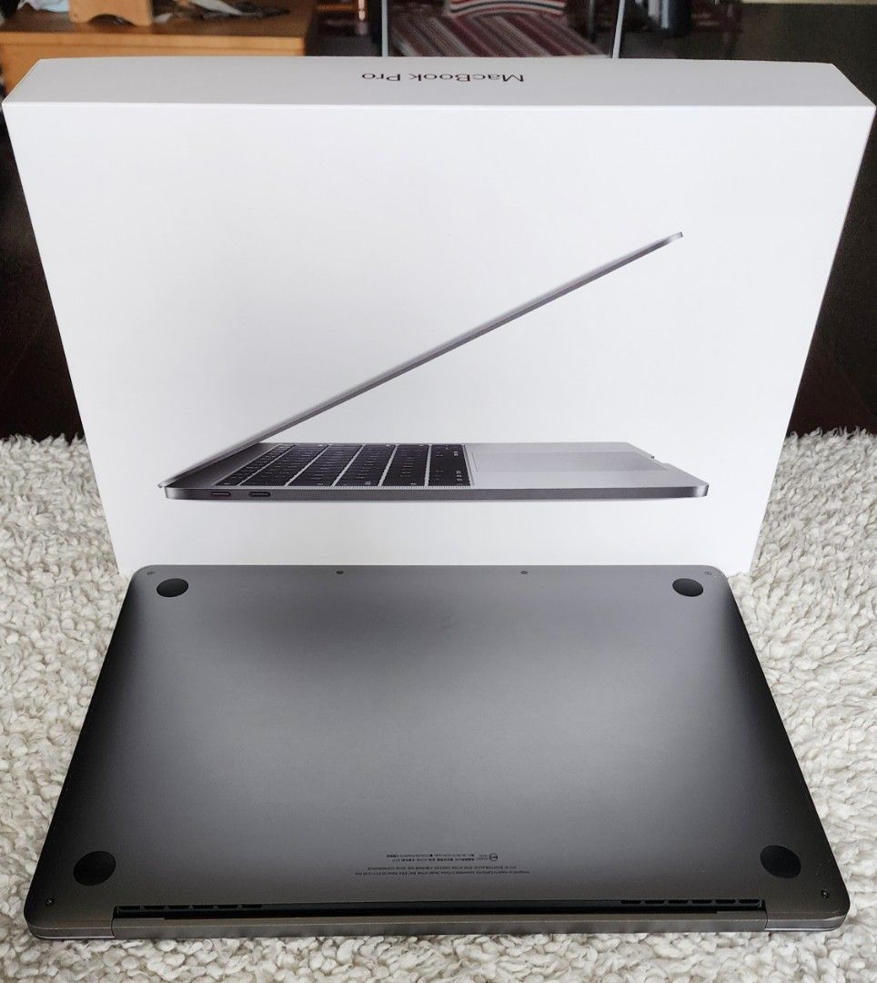 Macbook Pro 8g 256G 2017 13