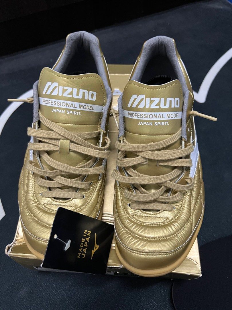 Mizuno futsal shoes sales japan