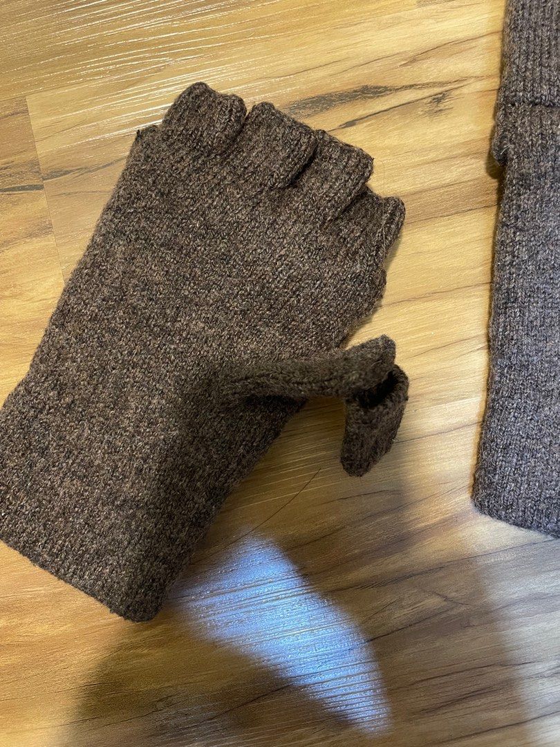 MUJI Wool blend Fingerless Gloves, Women's Fashion, Watches