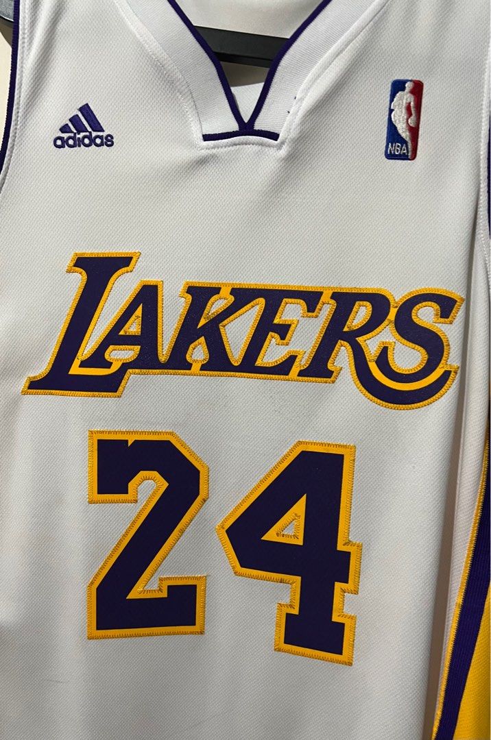 Kobe Bryant Majestic Jersey, Men's Fashion, Activewear on Carousell