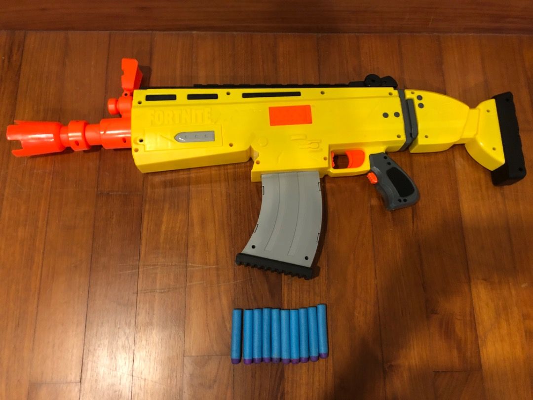 Hasbro NERF Fortnite AR-L Elite Motorized Dart Blaster