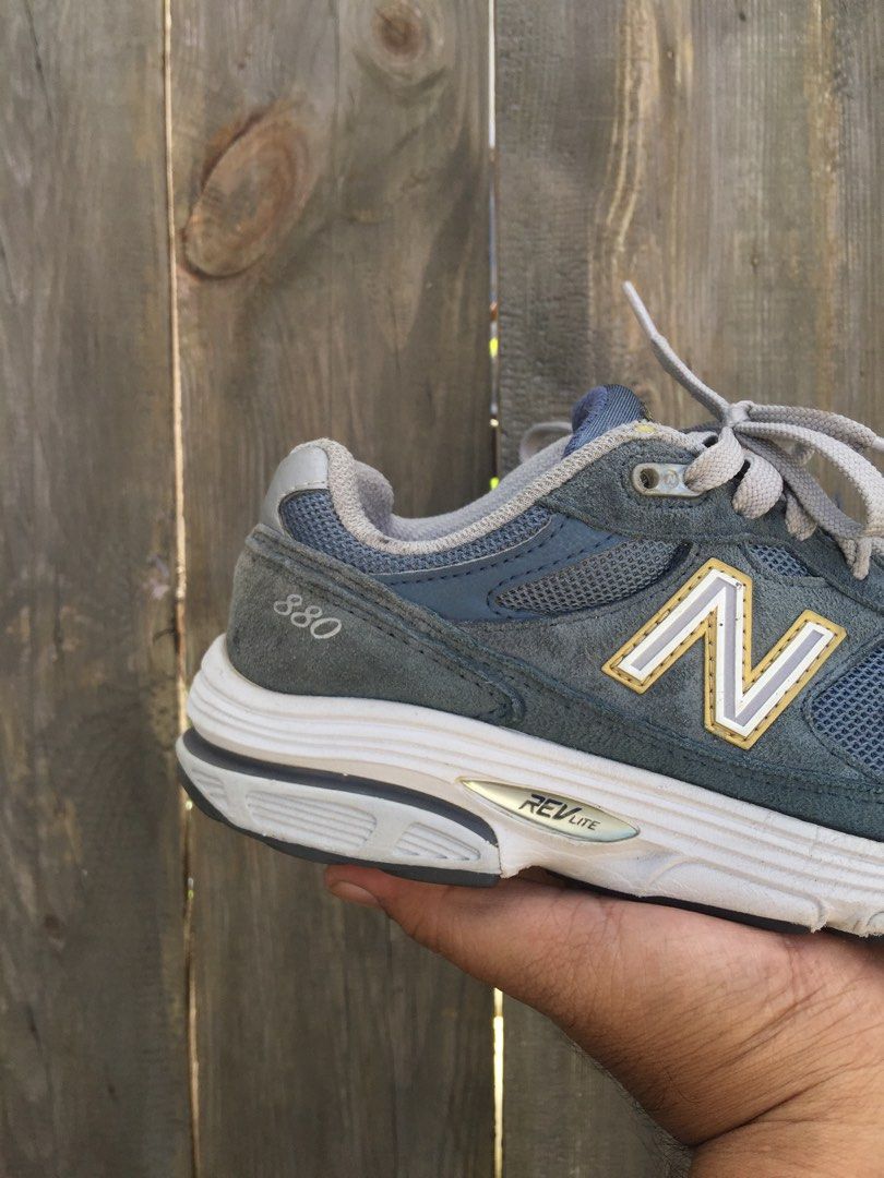 NEW BALANCE 880, Women's Fashion, Footwear, Sneakers on Carousell