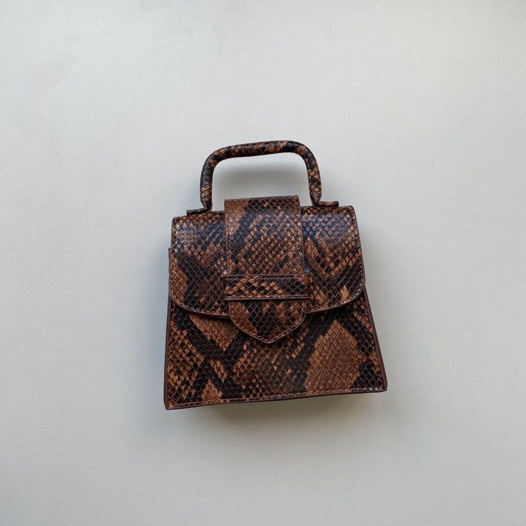 NEW ZARA Snakeskin Print Mini Belt Bag