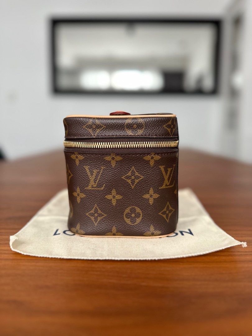 LV Cosmetic Bag Nice Mini - LOUIS VUITTON