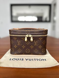 Louis Vuitton Volga pochette LV Grey ref.199220 - Joli Closet