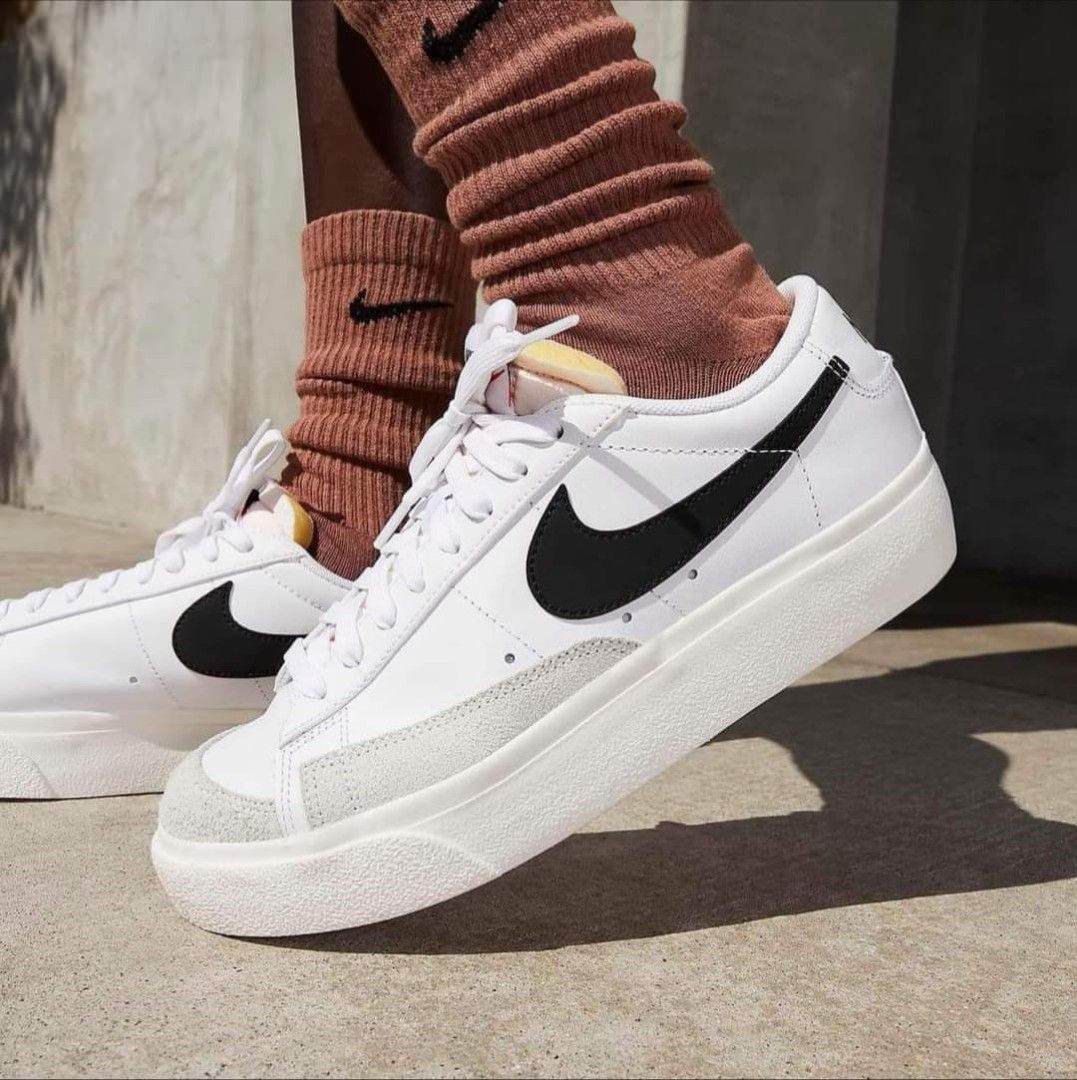 Blazer low white black store sail