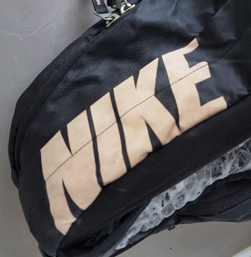 Nike top travel gear