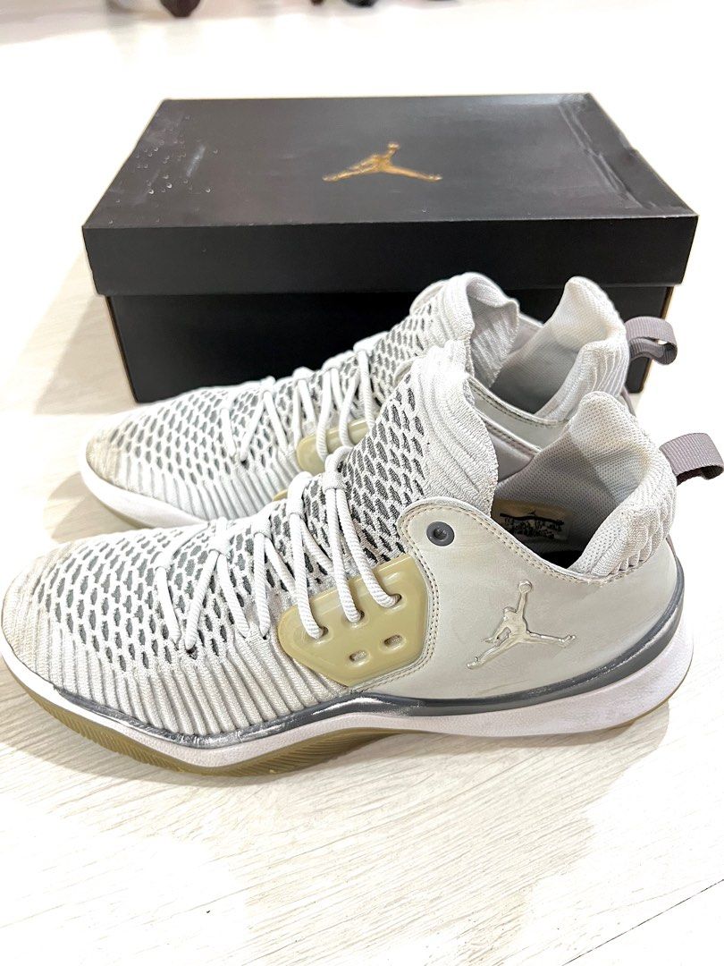 Nike dna lx shop