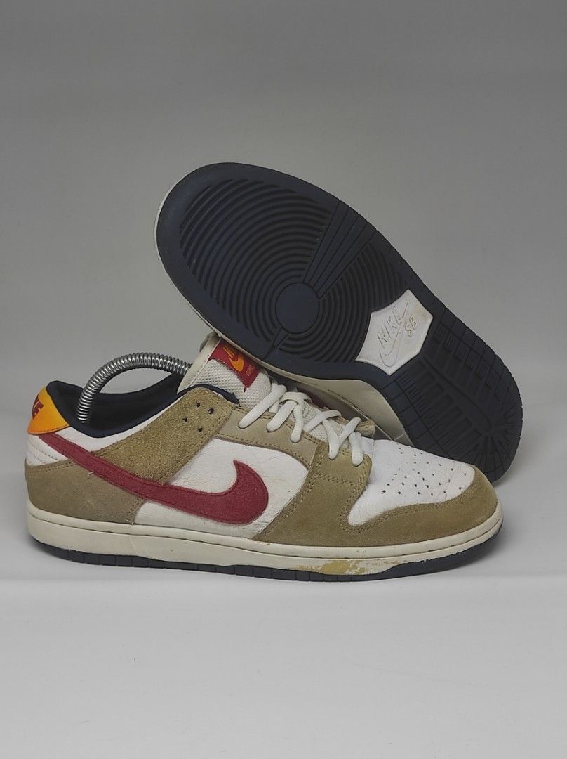 nike sb dunk low crimson