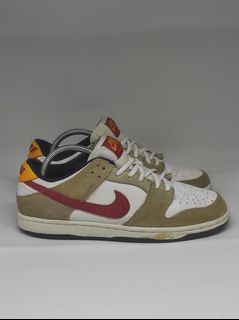 Nike Sb Dunk Low Crimson