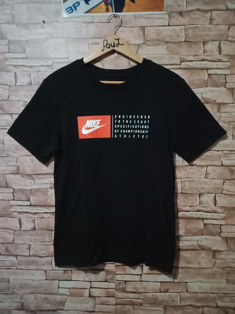 mens the nike tee