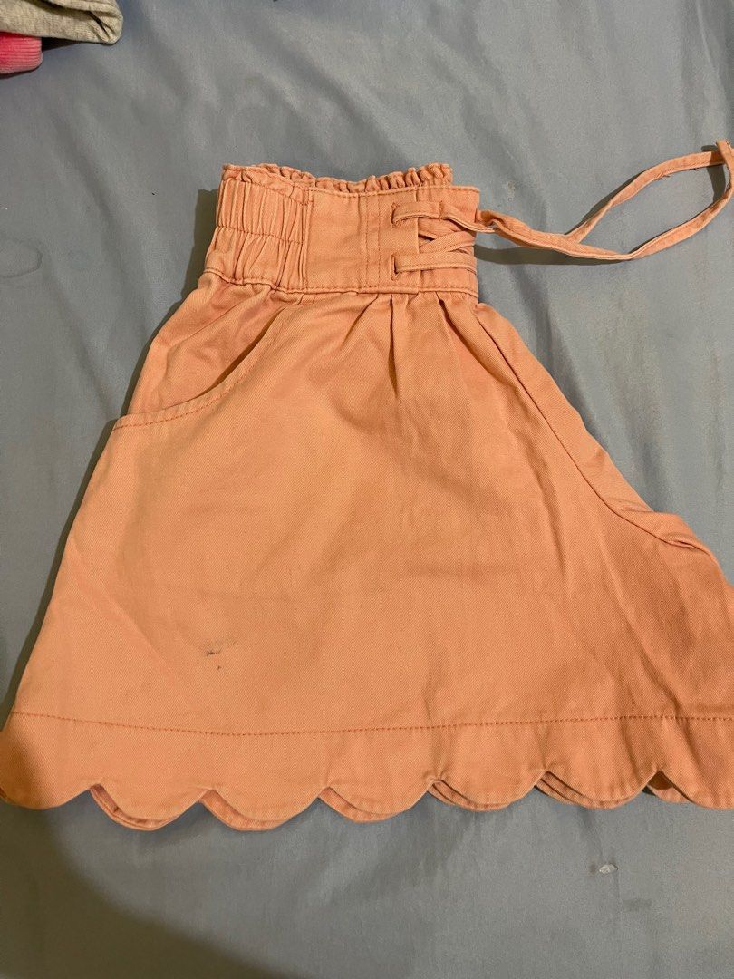 Palda shorts (Category: Shorts) located in Mangatarem. Submitted by lccarousel (Listing ID 1214755347, Image 2). Description: 80 each 2 for 150 Palda shorts Waist 21-22in strechable Palda with shorts inside.