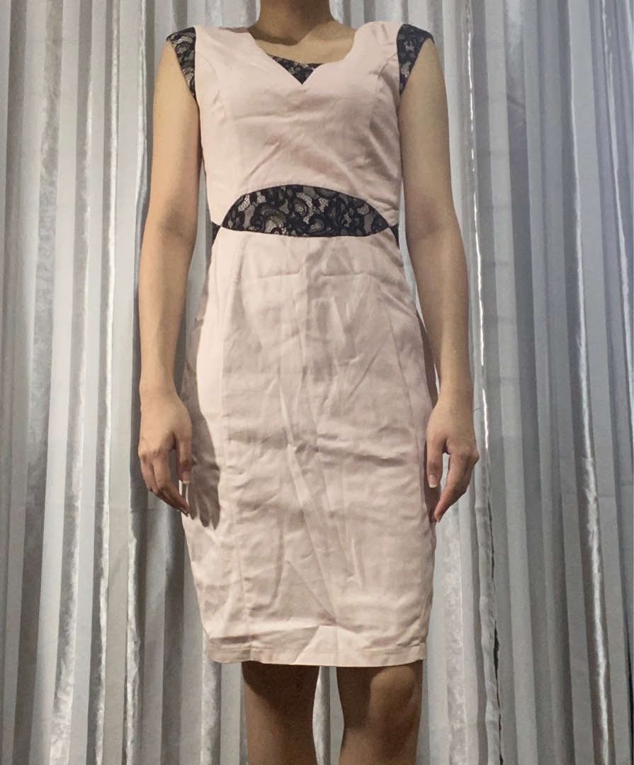 Paper Dolls Light Pink Office Dress, Women's Fashion, Dresses & Sets