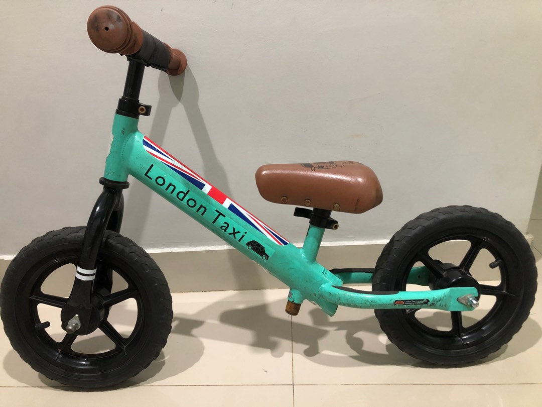 london taxi balance bike