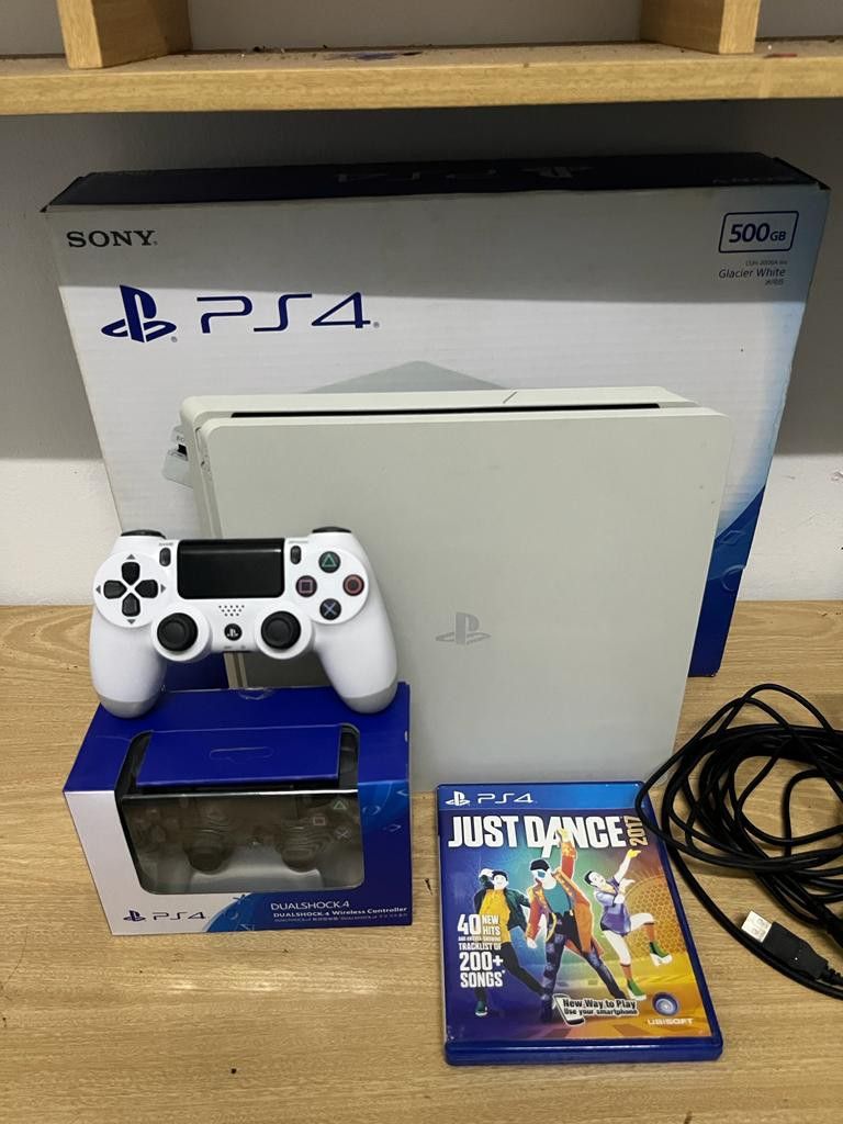PS4 500GB WHITE EDITION FULLSET, Gaming, Video Game Consoles, on Carousell