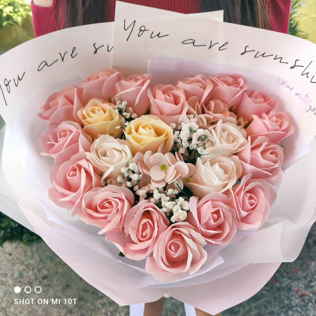 Ready Stock Valentines Day Gift Soap Roses Bouquet Teddy Bear LED Fairy Lights balloon Light Rose flowers flower Rainbow pink red black valentine