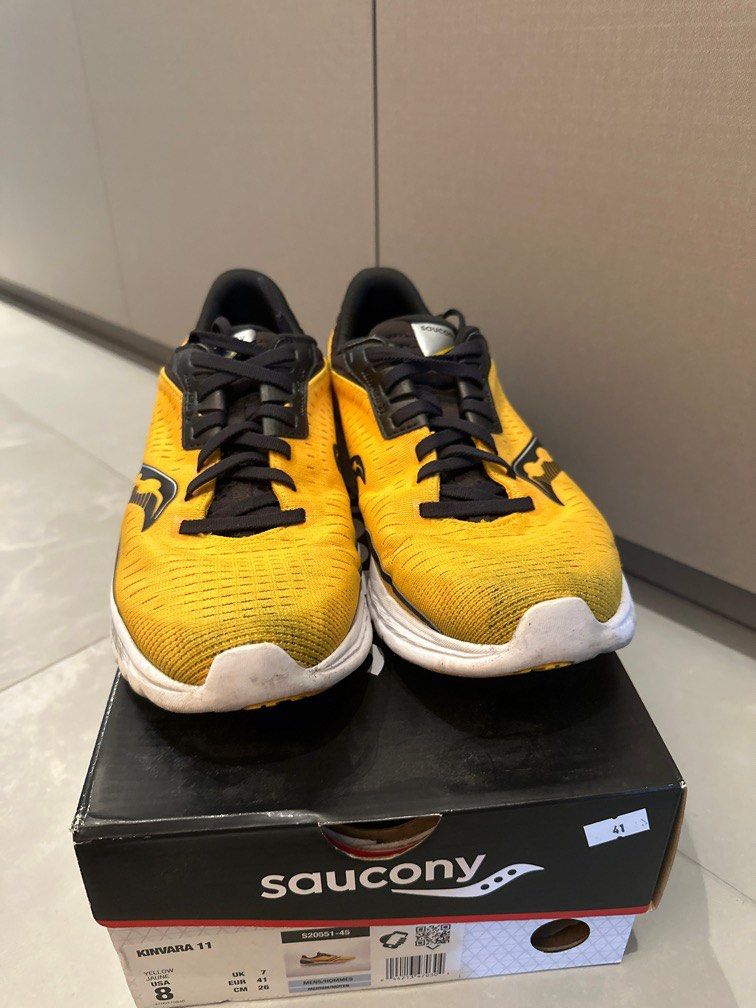 Saucony Kinvara 11 Men s Fashion Footwear Sneakers on Carousell