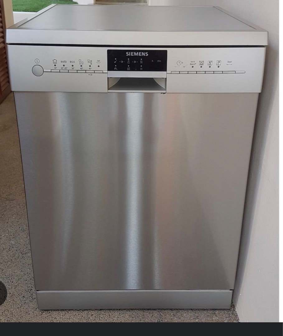 Siemens dishwasher with 3 racks, TV & Home Appliances, Kitchen