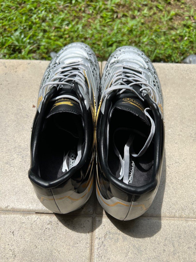 slazenger football boots