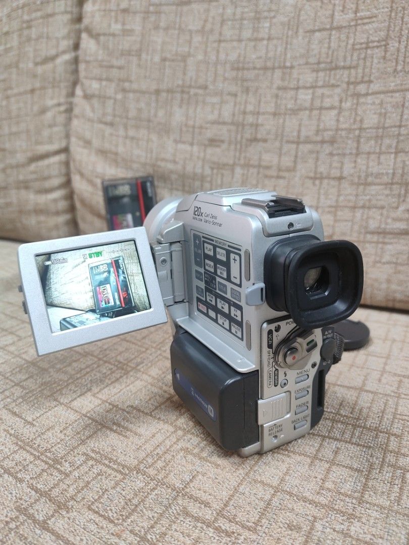 sony DCR-PC110, 相機攝影, 攝影機在旋轉拍賣