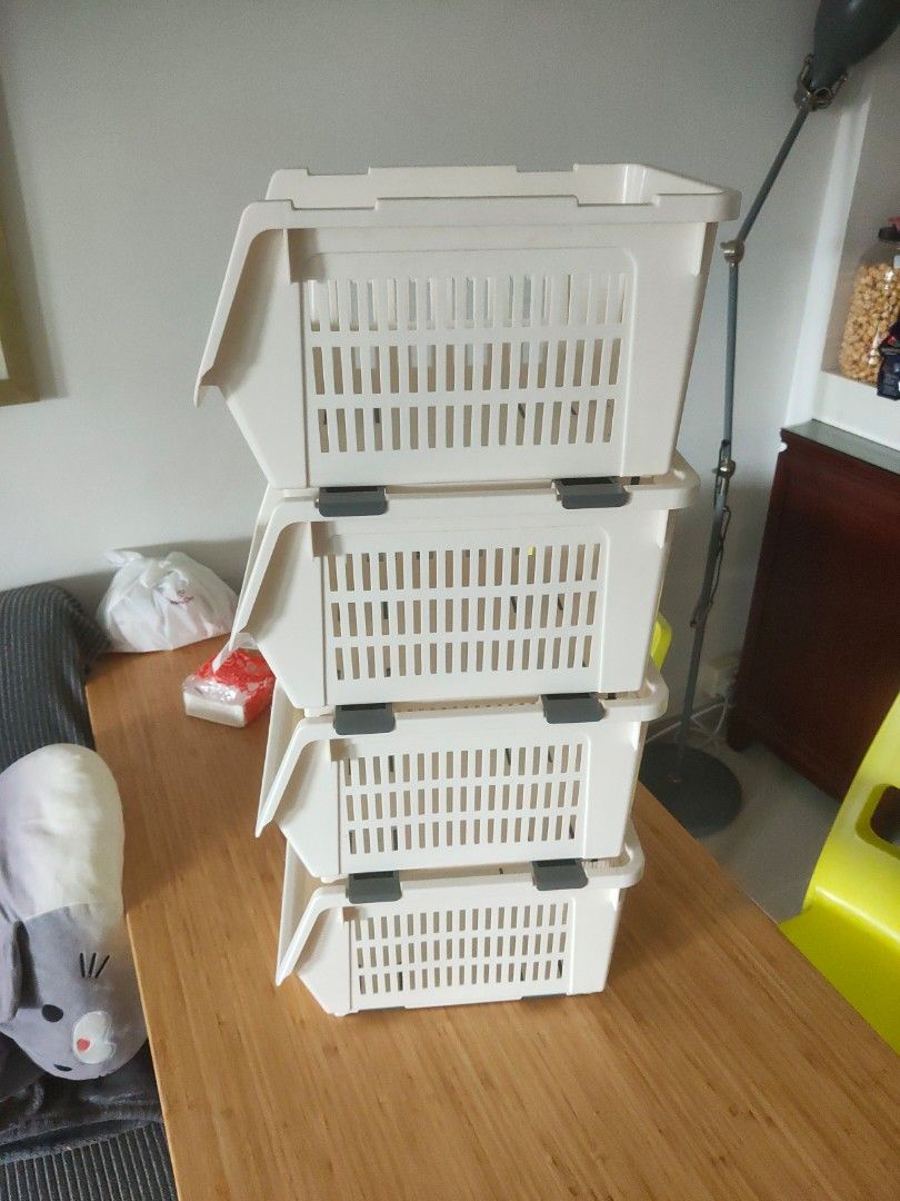 Stackable shelf (Category: Shelves, Cabinets & Racks) located in Singapore. Submitted by 0110012 (Listing ID 1214744274, Image 2). Description: .