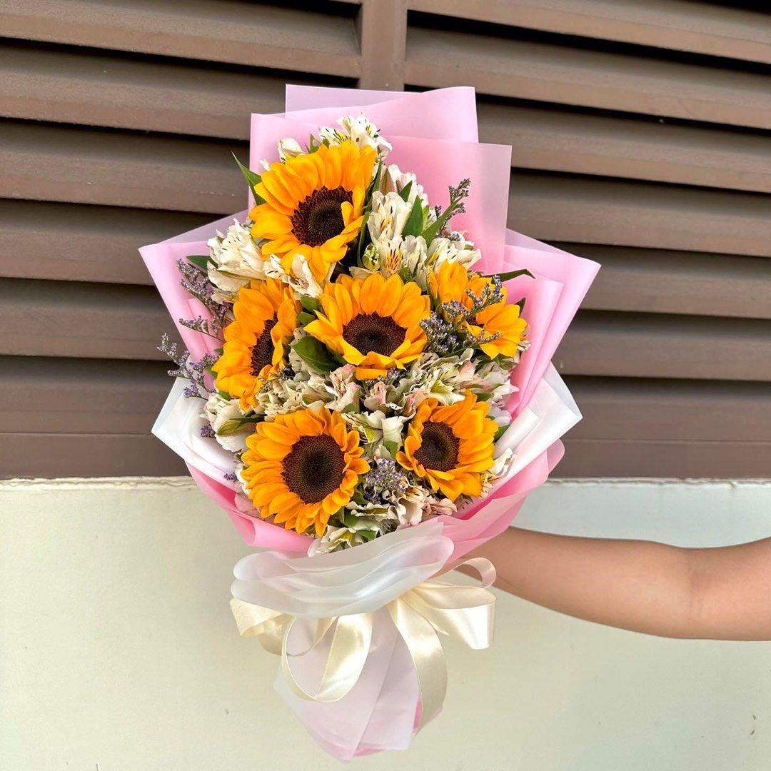 Sunflower bouquet on Carousell